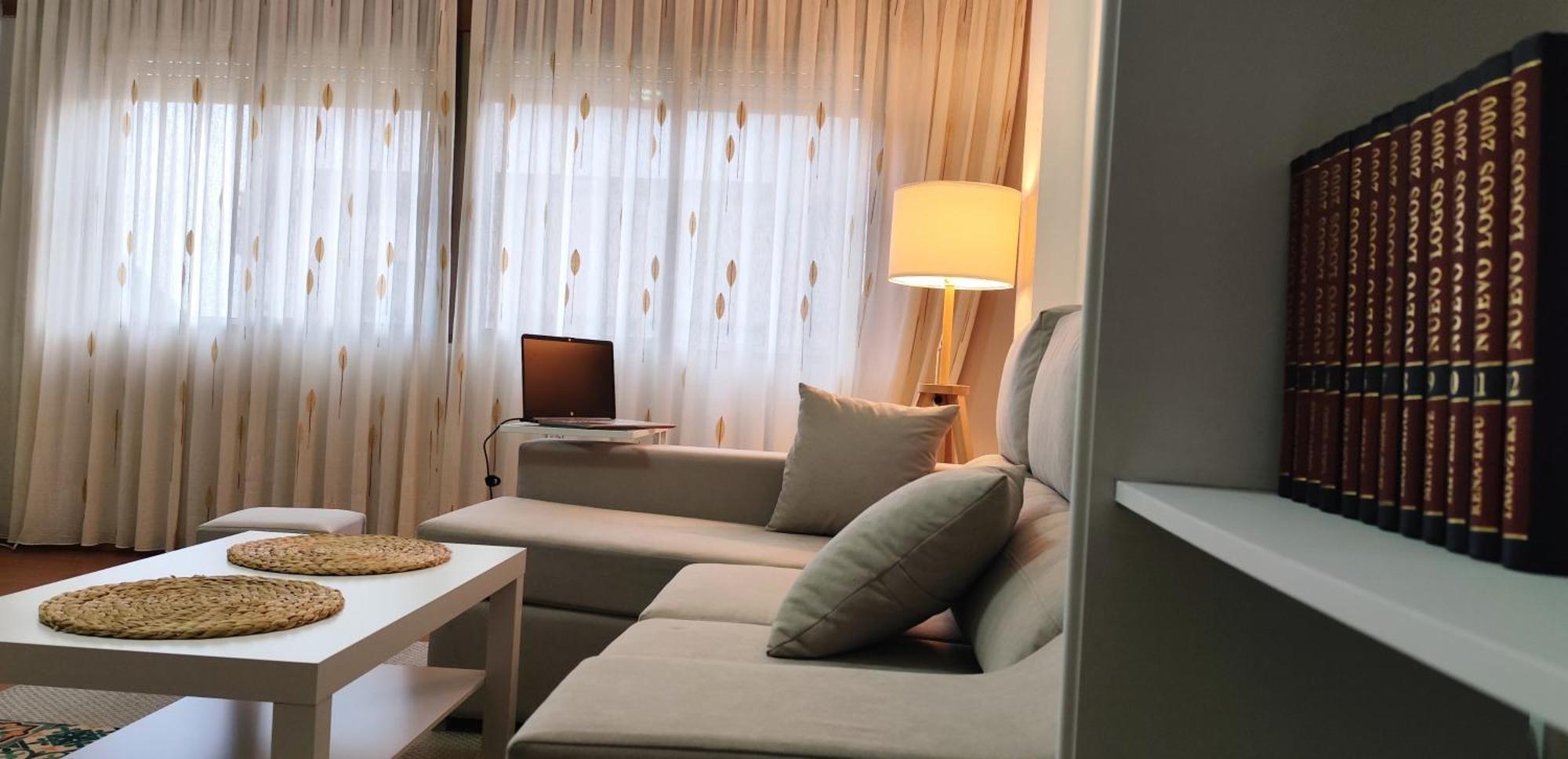 Apartamento Piso De Alba Chantada Exterior foto